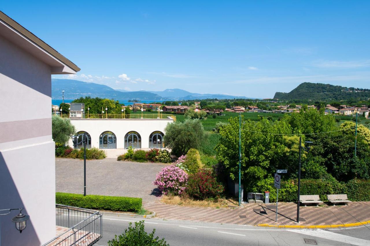 Il Cortiletto - Appartamento Lores Manerba del Garda Zewnętrze zdjęcie